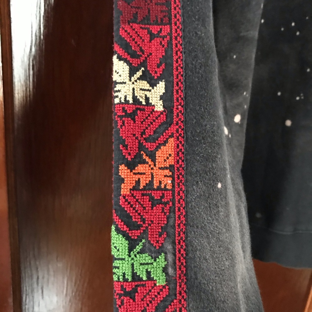 Ecoté Embroidered Pullover - Picture 4 of 4
